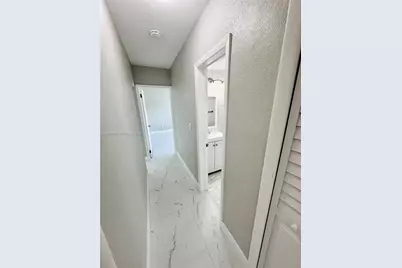 201 SW 40th Ave, Miami, FL 33134 - Photo 47
