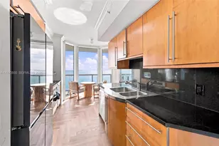6365 Collins Ave, Miami Beach, FL 33141 - Photo 11