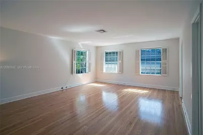2805 Segovia St, Coral Gables, FL 33134 - Photo 11