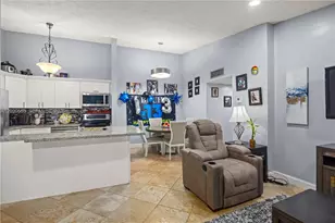 917 NE 199th St, Miami, FL 33179 - Photo 21