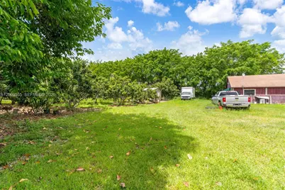 21025 SW 300th St, Homestead, FL 33030 - Photo 17
