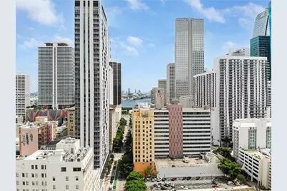 151 SE 1st St #2101, Miami, FL 33131 - Photo 23