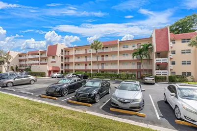 1040 Country Club Dr #208, Margate, FL 33063 - Photo 27