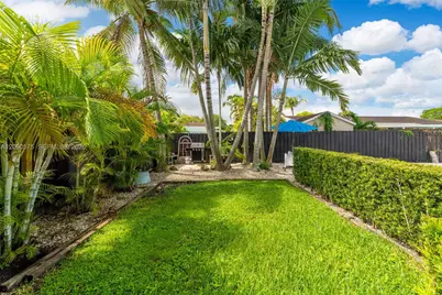 10420 SW 99th St, Miami, FL 33176 - Photo 43