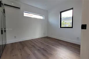 419 78th St, Miami Beach, FL 33141 - Photo 5
