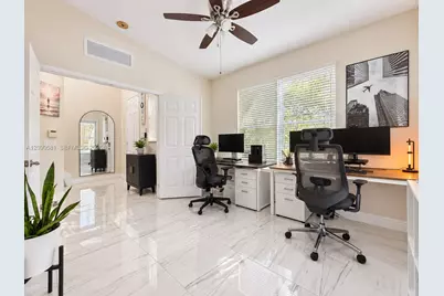 2913 S Greenleaf Cir, Boynton Beach, FL 33426 - Photo 19
