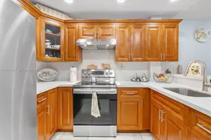 15420 SW 85th Ln, Miami, FL 33193 - Photo 7