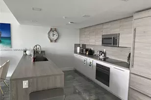 400 Sunny Isles Blvd, Sunny Isles Beach, FL 33160 - Photo 13
