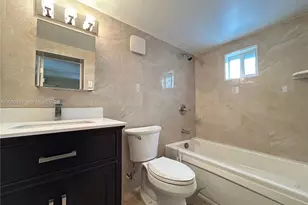 140 Iroquois St, Miami Springs, FL 33166 - Photo 11