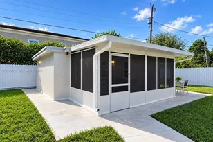 140 Iroquois St, Miami Springs, FL 33166 - Photo 15