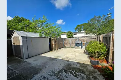 6702 SW 113 Ct, Miami, FL 33173 - Photo 9