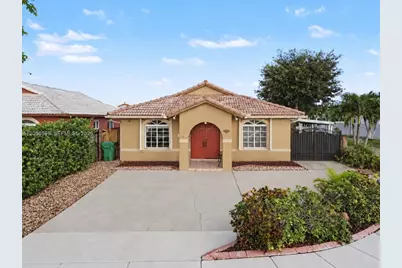 12711 NW 99th Pl, Hialeah Gardens, FL 33018 - Photo 1