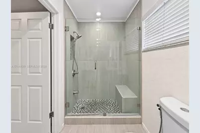12711 NW 99th Pl, Hialeah Gardens, FL 33018 - Photo 25