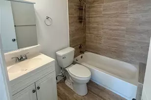 459 SW 4th St, Miami, FL 33130 - Photo 5