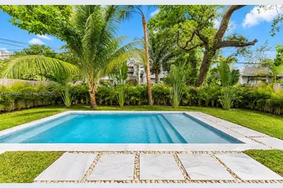 38 NE 50th St, Miami, FL 33137 - Photo 3