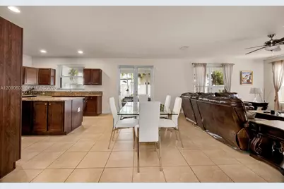 17161 SW 91st St, Miami, FL 33196 - Photo 9
