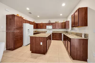 17161 SW 91st St, Miami, FL 33196 - Photo 15