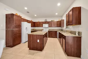 17161 SW 91st St, Miami, FL 33196 - Photo 15