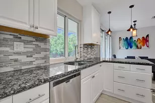 2211 NE 61st Ct, Fort Lauderdale, FL 33308 - Photo 11