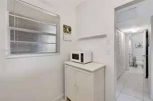 5002 NW 35th St, Lauderdale Lakes, FL 33319 - Photo 5