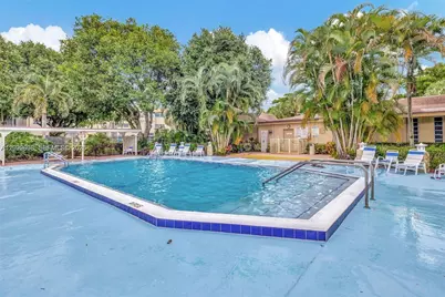 5002 NW 35th St #306, Lauderdale Lakes, FL 33319 - Photo 29