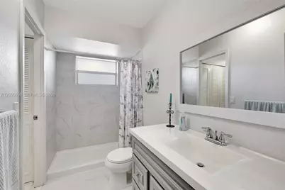 5002 NW 35th St #306, Lauderdale Lakes, FL 33319 - Photo 1
