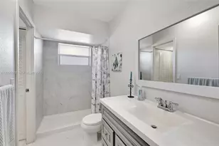 5002 NW 35th St, Lauderdale Lakes, FL 33319 - Photo 1