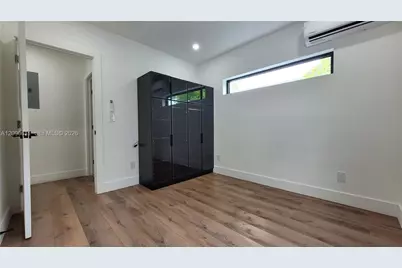 419 78th St #2, Miami Beach, FL 33141 - Photo 9