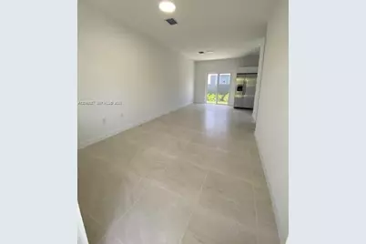 855 SW 1st St #855, Florida City, FL 33034 - Photo 3