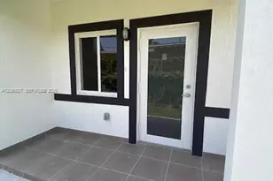 855 SW 1st St, Florida City, FL 33034 - Photo 11