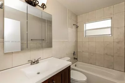 2200 N 55th Ave, Hollywood, FL 33021 - Photo 13