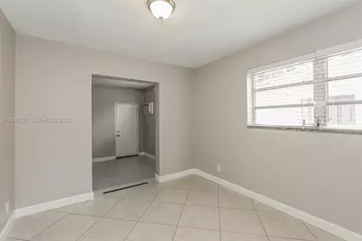 2200 N 55th Ave, Hollywood, FL 33021 - Photo 7