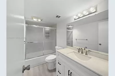 [Address not provided], Fort Lauderdale, FL 33304 - Photo 9