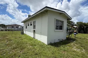 16810 NW 7th Ave Rd, Miami Gardens, FL 33169 - Photo 3