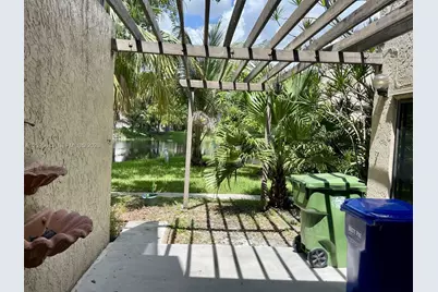 2160 Bayberry Dr #2160, Pembroke Pines, FL 33024 - Photo 27