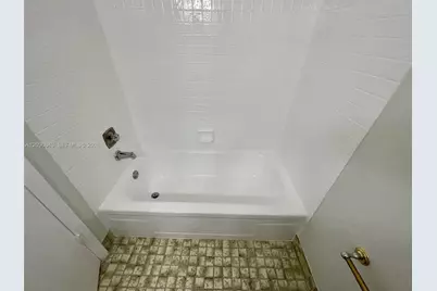 2160 Bayberry Dr #2160, Pembroke Pines, FL 33024 - Photo 19