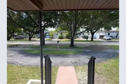 2725 SW 82 Avenue #B, Miami, FL 33155 - Photo 21