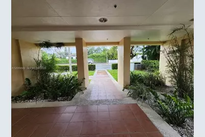 601 SW 37th Ave #202, Miami, FL 33135 - Photo 3