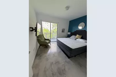769 NW 1st St #302, Miami, FL 33128 - Photo 9