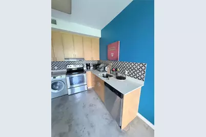 769 NW 1st St #302, Miami, FL 33128 - Photo 7