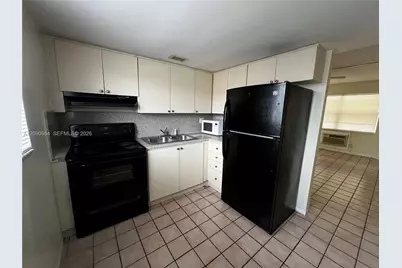 13 NE 2nd Ave #104, Dania Beach, FL 33004 - Photo 5