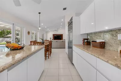 7915 SW 155th St, Palmetto Bay, FL 33157 - Photo 31
