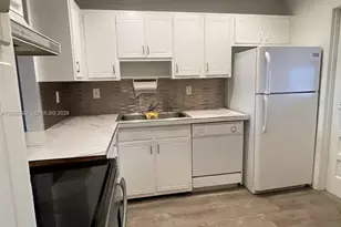 2510 SW 81st Ave, Davie, FL 33324 - Photo 3