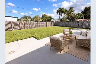 1730 SW 64th Ter, North Lauderdale, FL 33068 - Photo 19