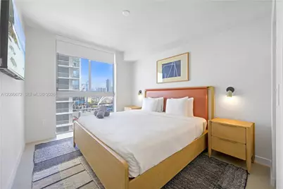 11 NE 6th St #2411, Miami, FL 33132 - Photo 5