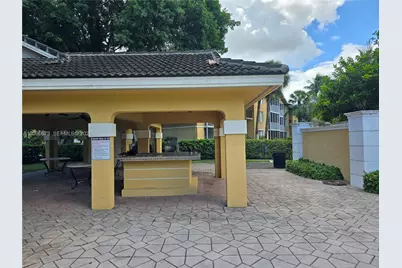 4015 W McNab Rd #D305, Pompano Beach, FL 33069 - Photo 21