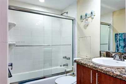 [Address not provided], Hallandale Beach, FL 33009 - Photo 17