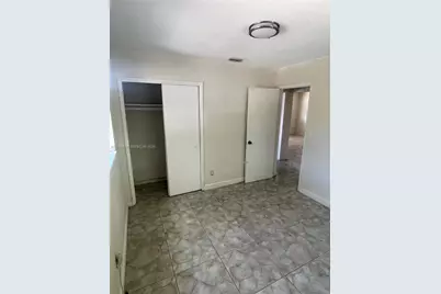 417 NW 40th St #417, Oakland Park, FL 33309 - Photo 5
