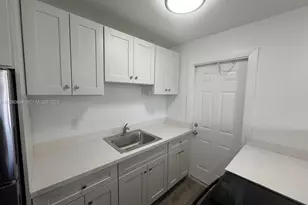 2325 Arthur St, Hollywood, FL 33020 - Photo 7