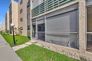 424 SE 10th St, Dania Beach, FL 33004 - Photo 27